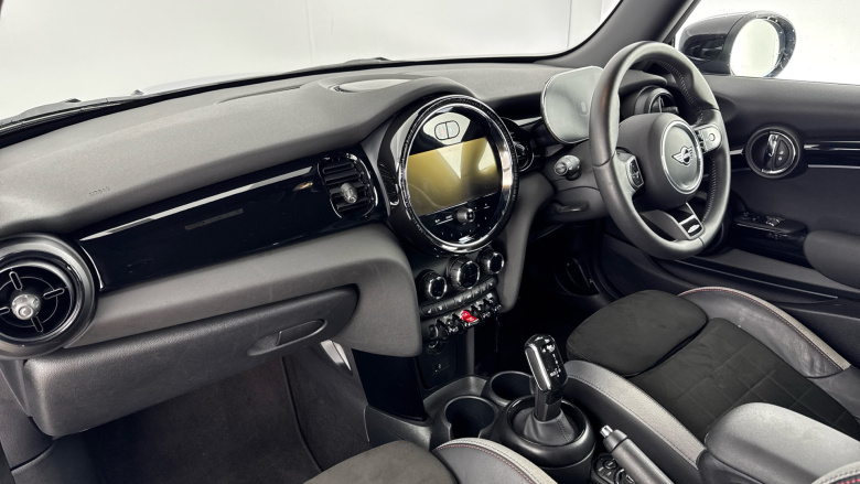 MINI Hatchback 1.5 Cooper Sport Premium 3dr Auto Petrol Hatchback